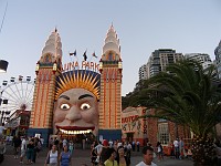  Luna Park