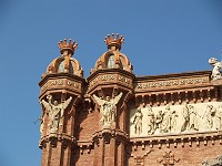  Arc de Triomf - a copy of the French version