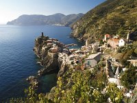  Leaving Vernazza and looking down from the path to the south