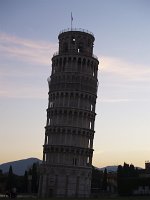  The learning tower of Pisa - early morning