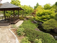  Gardens near Himeji Castle