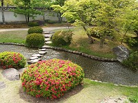  Gardens near Himeji Castle