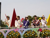  Some floats just had girls smiling politely and waving