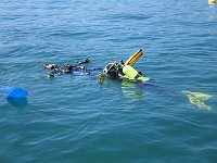  Paula and Andreas (tired diver tow)